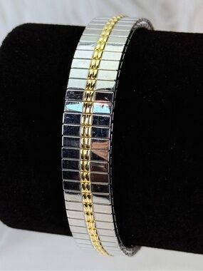 Two Toned Silverton and Goldtone Stretch Bracelet